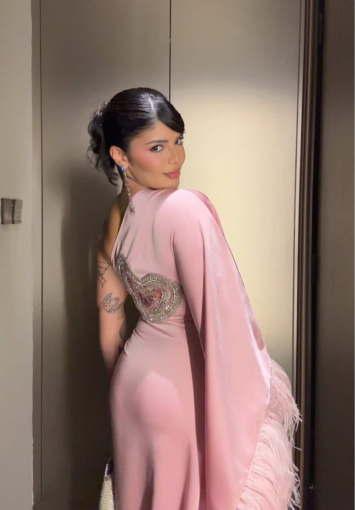 الحمدلله لحقت عالترند 💖🤓 وحشتوني🥲   My beautiful dress : @Rami Kadi 