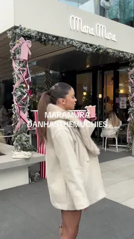 tie iti place ciocolata calda? #madalinaakenson #stewardess #maramura @maramuraromania @Dan Has The Munchies 