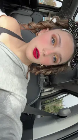 dress rehearsal🖤💛#worldcup #cheer #fypシ #hair #makeup 