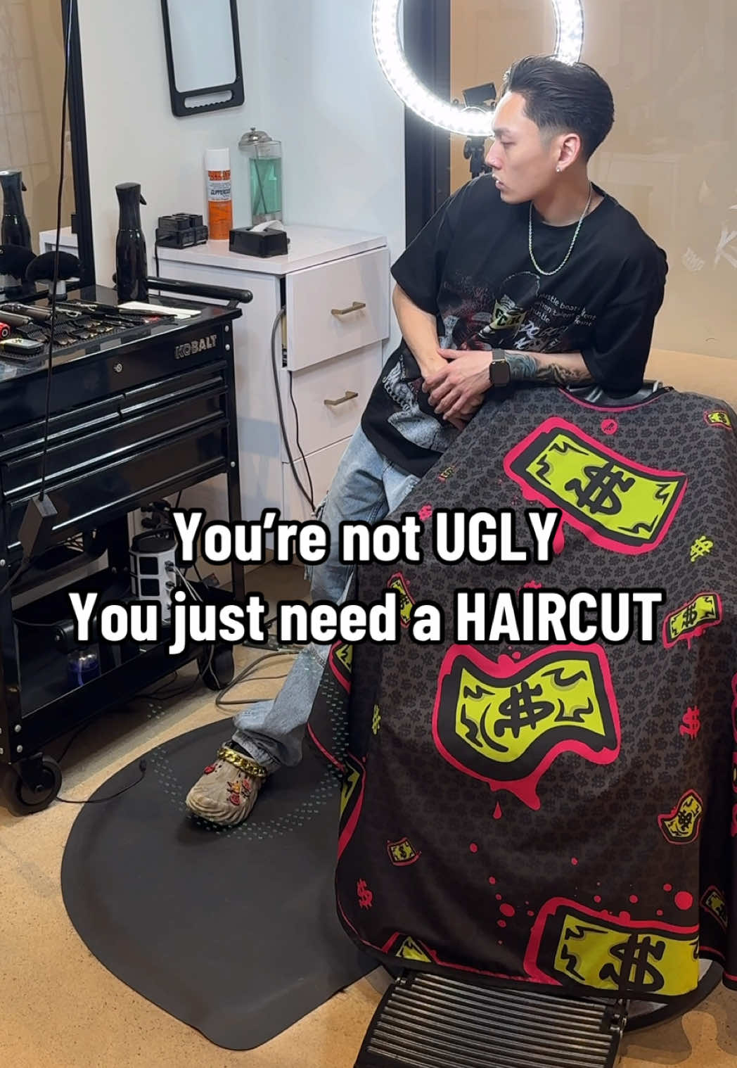 Power of a haircut 🔥 Them bouys needed that transformation. Ya’ll like the crocs tho?  LINK IN BIO TO SET AN APPOINTMENT‼️ _______________________________________ ##richmondvabarber##rvabarber##nguyensteadycutting#haircut #transformation 