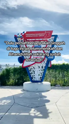 Panutan kalian sudah waktunya cari perempuan untuk menikah, jaga diri kalian baik-baik🙌🏻 #alexpeohtric #vario125old #kzr125old #mandalikainternationalcircuit #lomboktiktok 