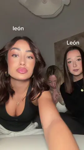 Jugando al impostor con mis amigas JAJAJJAJAJAJJA no puedo parar de reír 