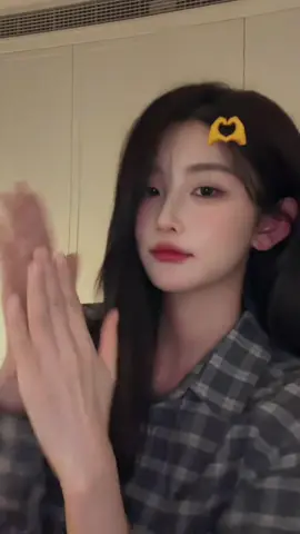 Sao ẻm càng ngày càng thành dưa thế này🫢Mất ngủ x2🫠 #châuthivũ #chauthivu #zhoushiyu #xh #fyp 