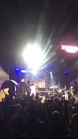 two stroke culture banjarnegara gilar gilar matursuwun kangge @Hoho Alkaf dan @SAM PIITAK SOPIR SEEZ sampun gayengake cah 2 tak 🔥💨 #twostrokeculturebanjarnegara #rombongannyeni #kingblayer #spekblayer #fizr_2stroke #2tak #2takmenolakpunah #banjarnegara 