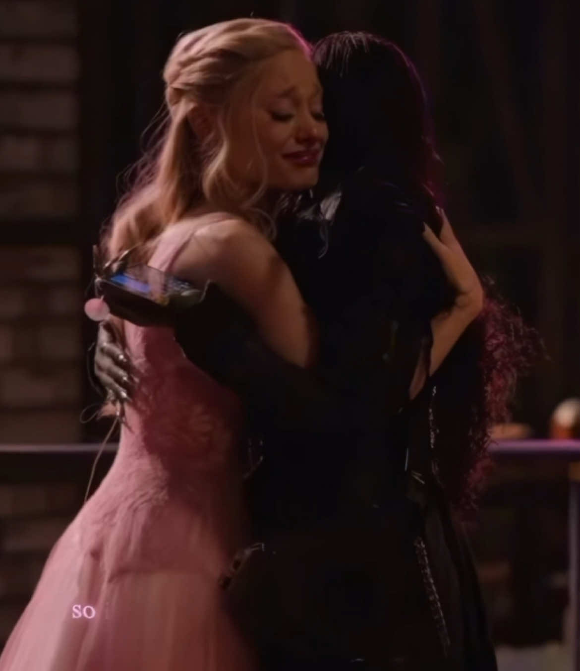 their journeys just went down different paths, that’s all🥲 it doesn’t change how much they love each other and helped each other grow (i tried so so hard not to use the hat scene but i had to SOZ) #wickedforgood #arianagrande #cynthiaerivo #glinda #elphaba 