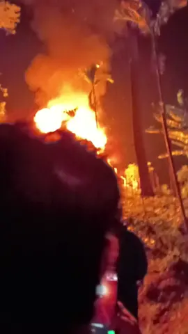 kita kasi menyala dlu😛🔥🔥🔥 #puncakpato #salingkatanahdatar #angmaatau #fyppppppppppppppppppppppp #berduka 