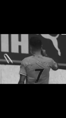 والله اني احبه بس عقليته 👎🏻#fyp #كانسيلو #foryou #mancity 