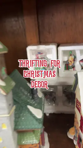 More #thrifting for #christmasdecor 🎄 #thriftedchristmas #vintagechristmas #thriftshop 