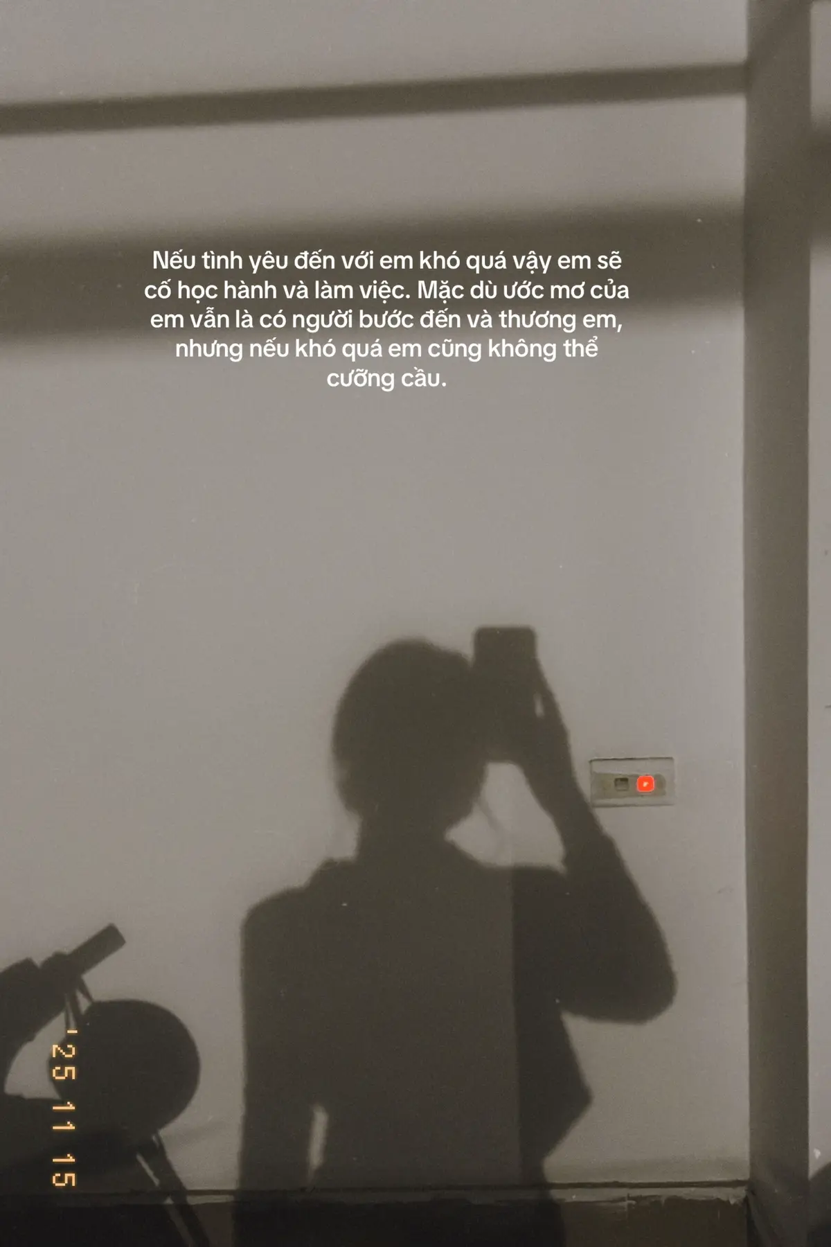 Sau hơn 1 năm không gặp anh nói rằng: 