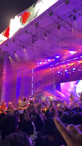 Ade astrid di cibuluh garut yonif 303 #adeastrid #garut #hondabikersday #cibuluh #yonif303 