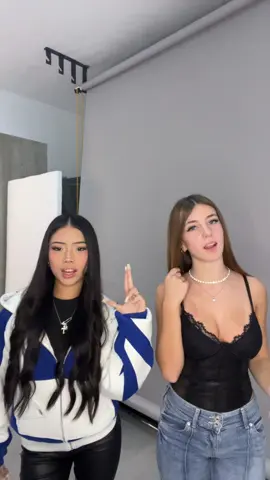 @𝘓𝘢𝘳𝘢 💕 