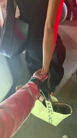 Họ iu nhau nhưng người rung động lại là tui😭😭#donganhquynh #kimtuyen #xuhuong #fyp #CapCut 