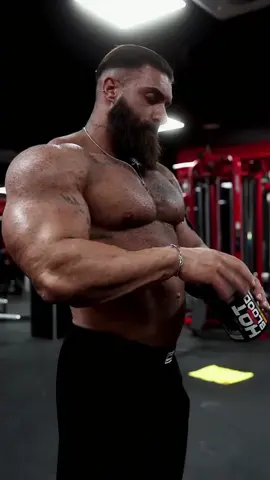 #scitecnutrition  prework scitec disponible 