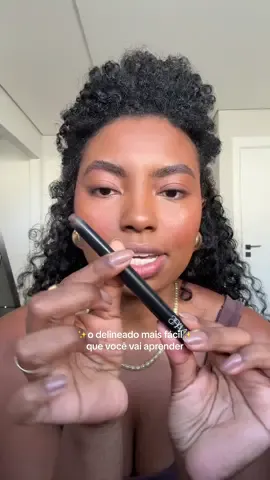 Respondendo a @quézia✨️  essa é minha Make de todo santo dia, rápido e fácil! #makeup #maquiagempelenegra #delienado #tutorial #dicasdebeleza 