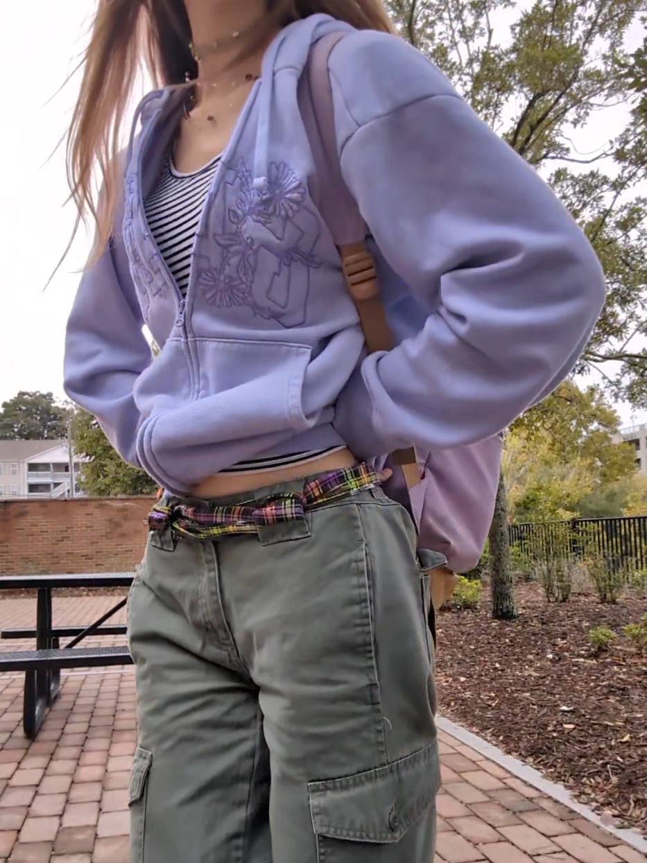 tried doing some audio remixing cus i was inspired by those ppl with actual dj soundboards LOL #ashniko #whimsical #fullbush #serving #songremix 