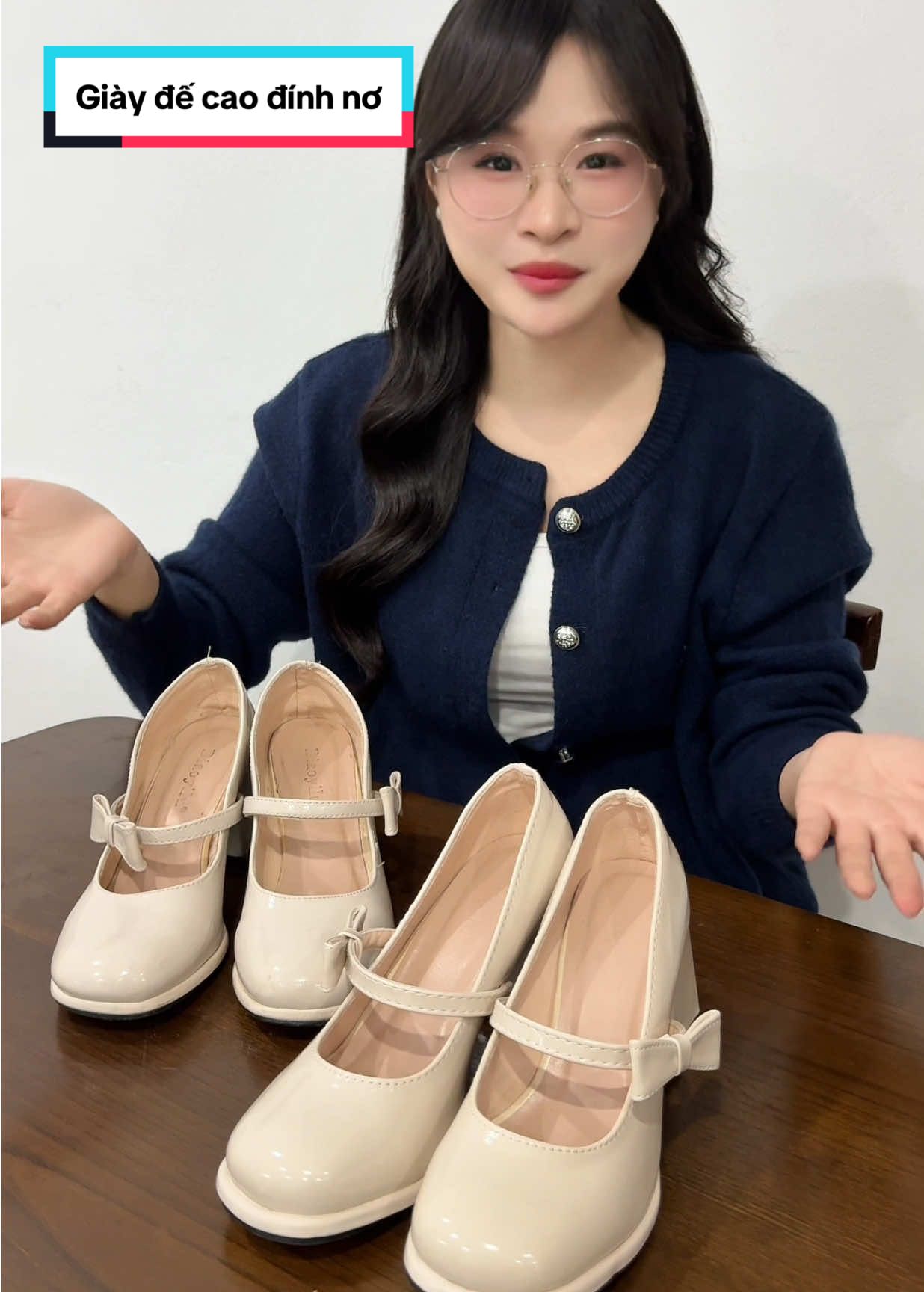Mua tận hai đôi là biết mê cỡ nào luôn rồi #giaybupbe #giaygotvuong #giaydecao #xuhuong #cogaimattit