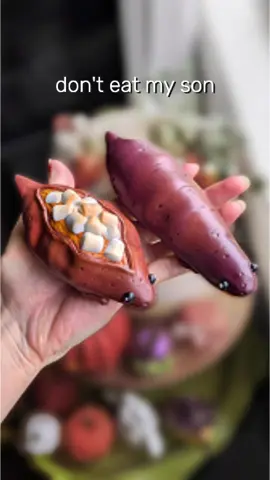 I’m learning that many people consider marshmallows on sweet potatoes to be a cursed creation 🙈 don’t come for me it’s a southern thanksgiving thing 