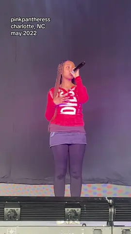 pinkpantheress performing ‘break it off’ at PNC pavilion! @😘🙈☺️ #pinkpantheress #concert #fyp #concerttok 