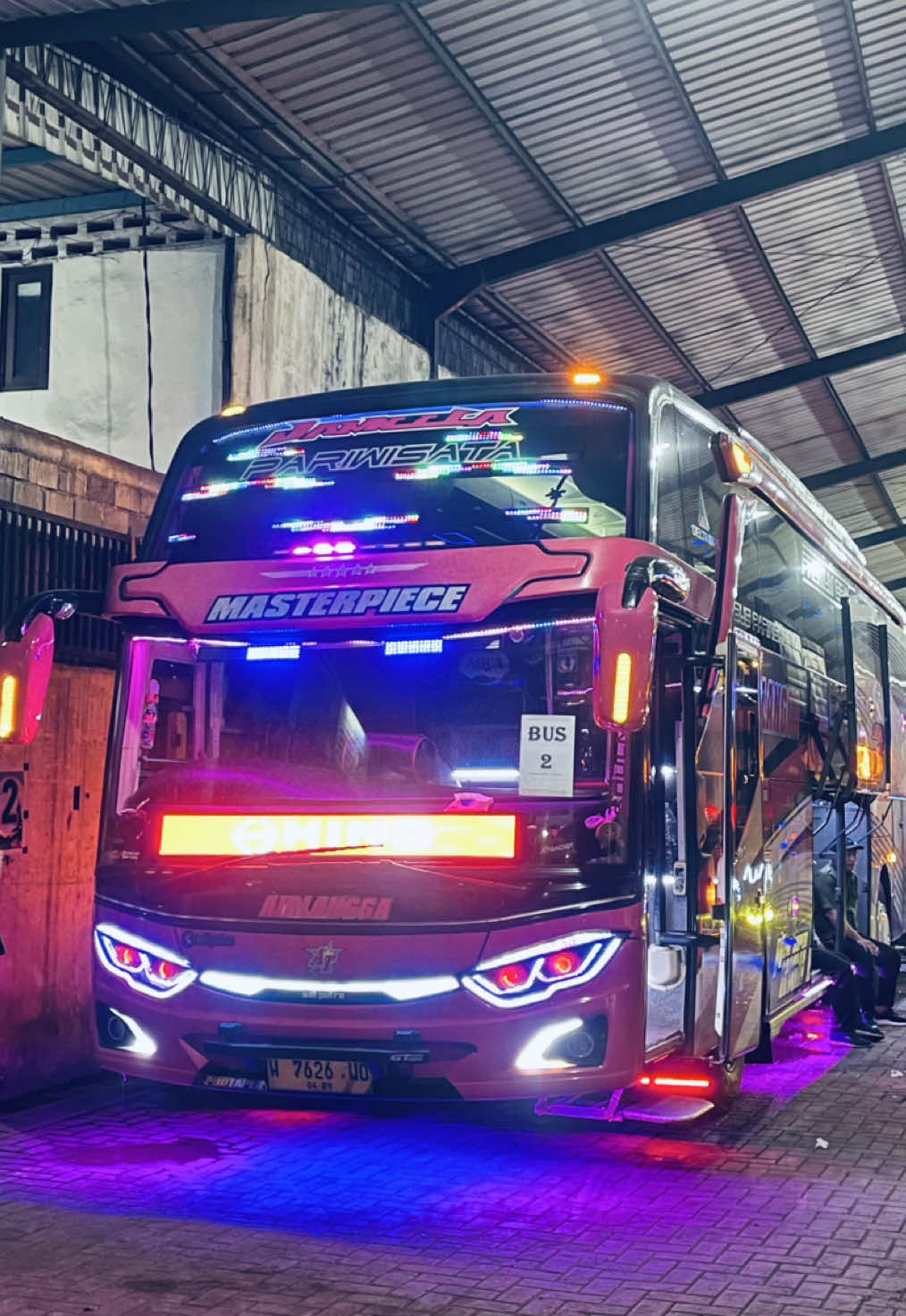 TampilElegan🩷 @po.airlangga  #basuri #indobuslovers #busmaniacommunity #jetbus3 #foryoupage 
