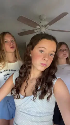 my girlss @dylan @evansmainnn #bsfs #plsdontflop #superfentybrandyy 