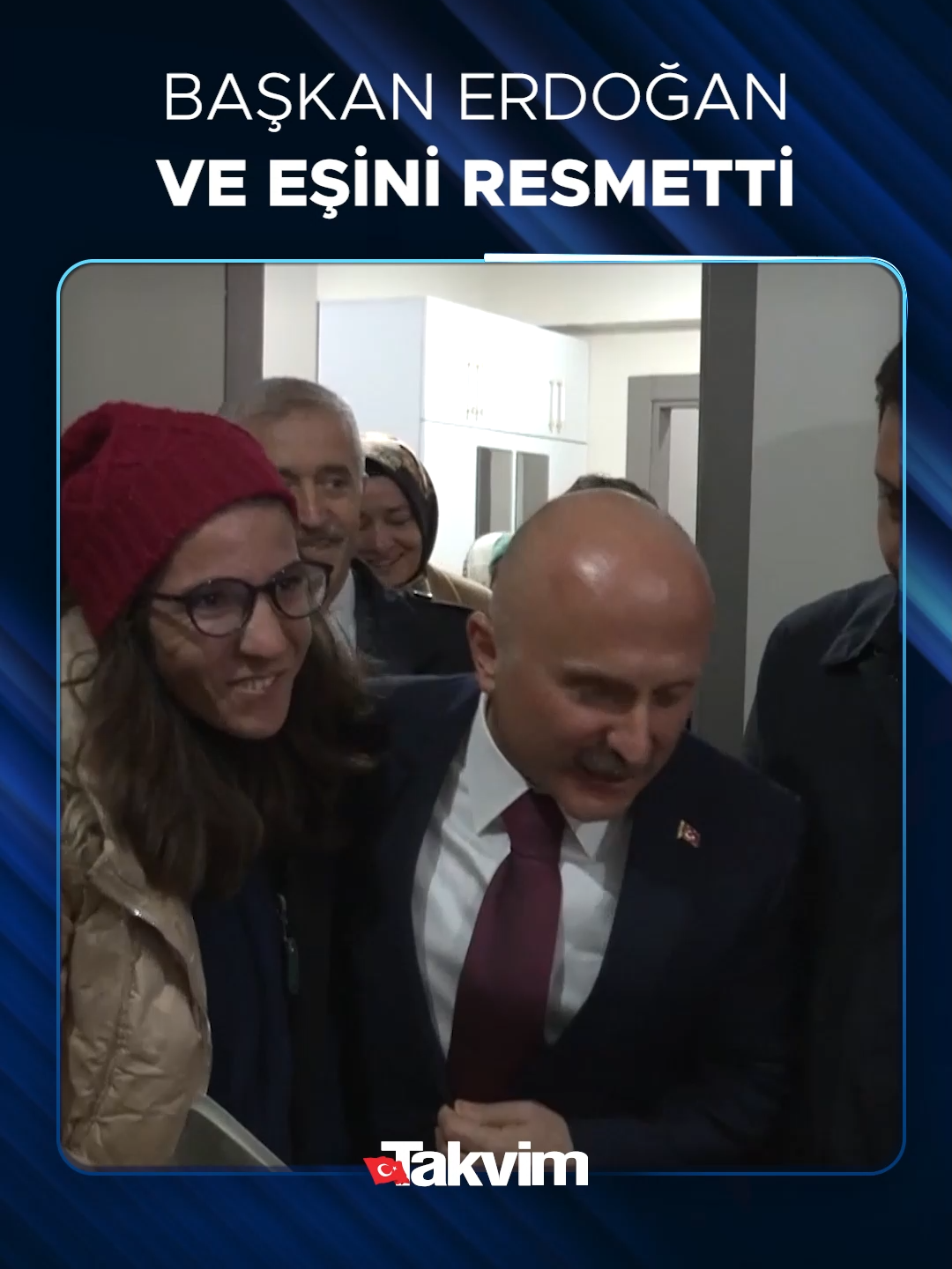 Başkan Recep Tayyip Erdoğan, Adıyaman'ın Zey köyünde Emlak Konut tarafından yapılan köy evlerinde depremzede Fahri Kizir ve ailesini ziyaret etti.
