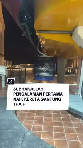 Kereta Gantung di Jabal Alhada menawarkan pemandangan perbukitan yang indah dari ketinggian sekitar 1800 meter.  #keretagantungthaif  #wisatathaif #keretagantungthoifmekkah 