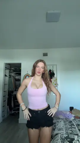 yes im wearing the same shirt as yesterday 