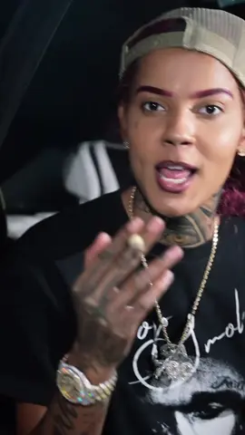 Hit em up - g9ngstab9by #fypシ #trending 