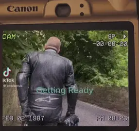 #november2025 #hondasuperblackbird #youpage_tiktok #alpinestars #bikelife⚜️🔱 