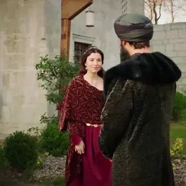 The real model walk (the actress is an actual model) #rek #recomendation #fyp #kosemsultan #haticesultan 