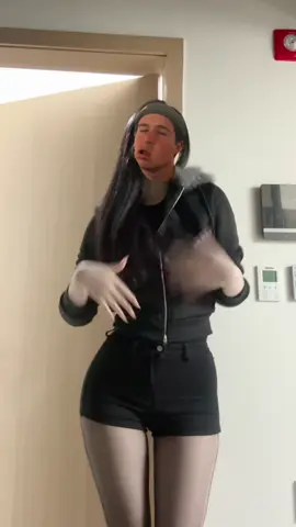 스타킹 올 나가도 그냥 신어