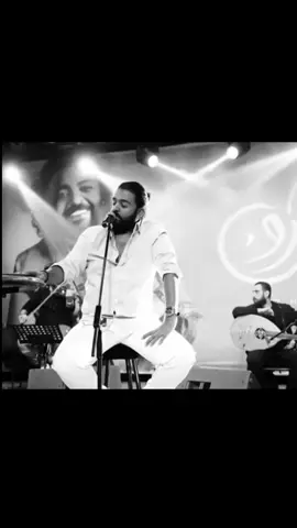 #مليون #عمرو_حسن♥✨🏃 @Amr Hassan #فضلت_ارجع💔🖤🥀#اعمل_فولو_وتابعني_ياقلب_اخوك #تصميم_فيديوهات🎶🎤🎬 