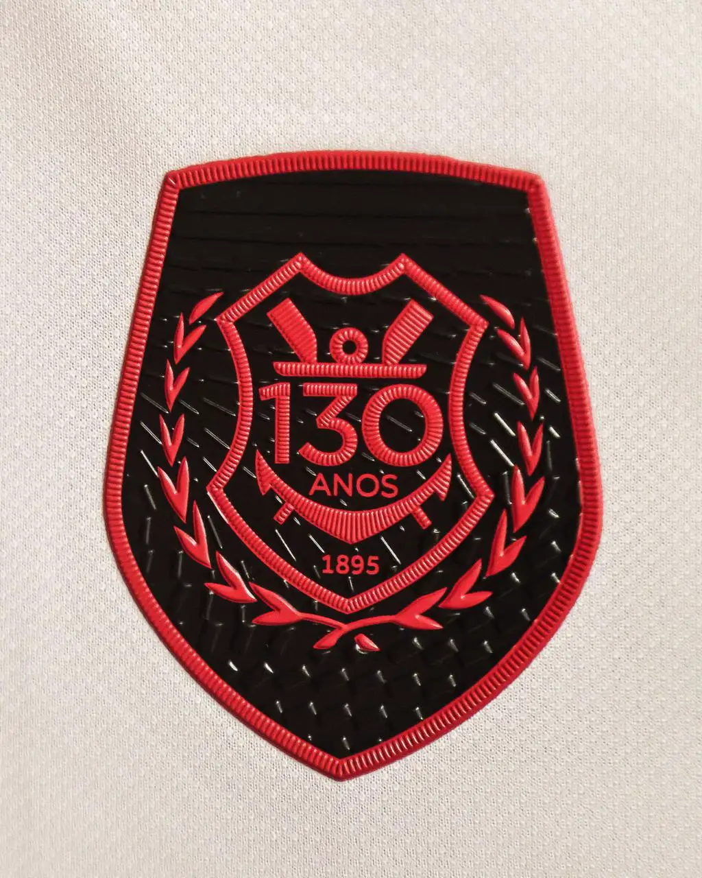 Pra defender as nossos cores, os nossos sonhos, os nossos objetivos!  130 anos de história, de mística, de fé, de confiar e acreditar até o fim. 130 anos do fenômeno FLAMENGO! #CRF130Anos #flamengo #tiktokesportes #brasileirao 