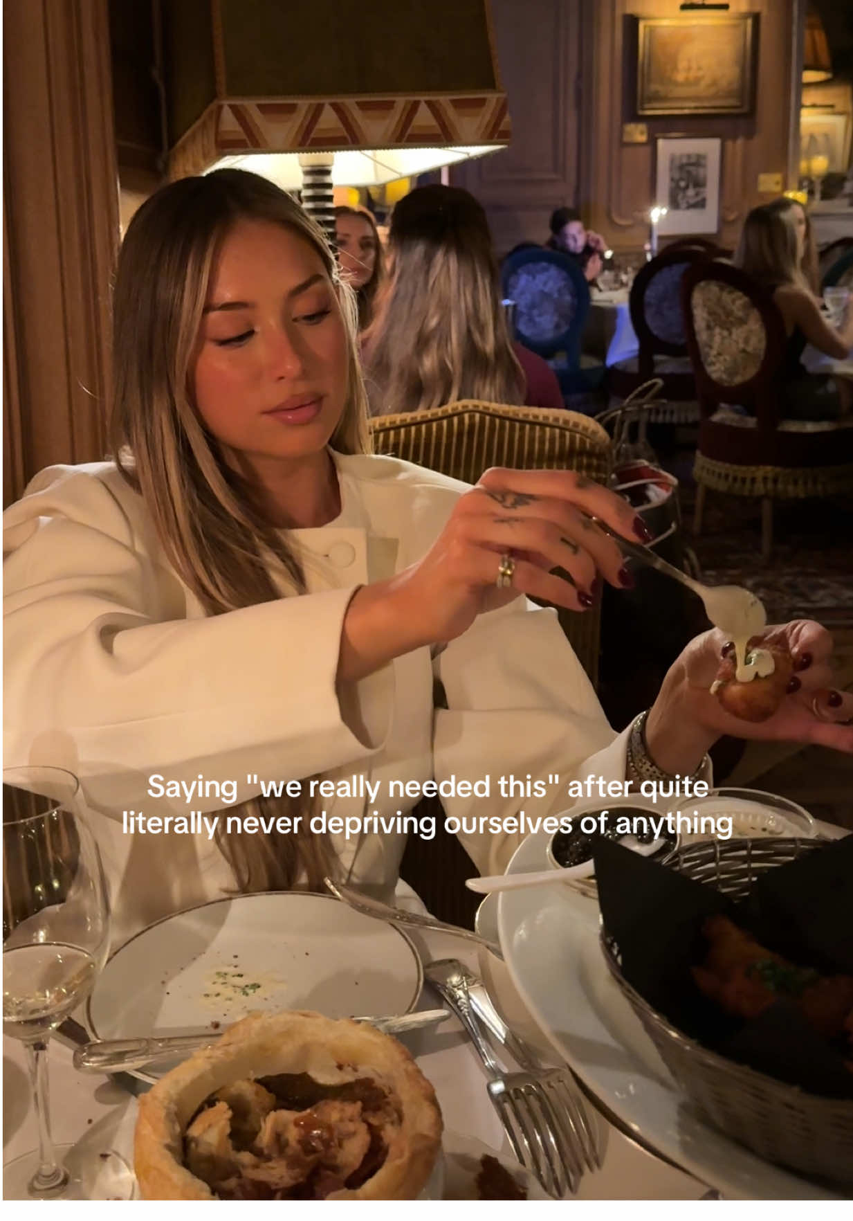 We needed the girls trip to Paris … @deena_th ib: @JessiAnn 