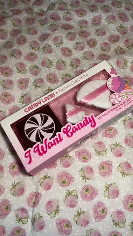 En busca del polvo lila Perfecto para mi subtono de piel. Polvo lila de Candy Land X Beauty Creations #candylandxbeautycreations 