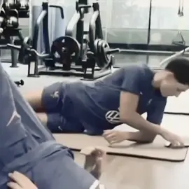 بيك وبلياك!#elisasanches  #اليسا_دي_الميدا #اليسا_لاعبه_باريس  #لايك_فولووووو_تعليق_اكسبلور  #خط_الاستواء fyp.  دعمكم تكفوون🙁.