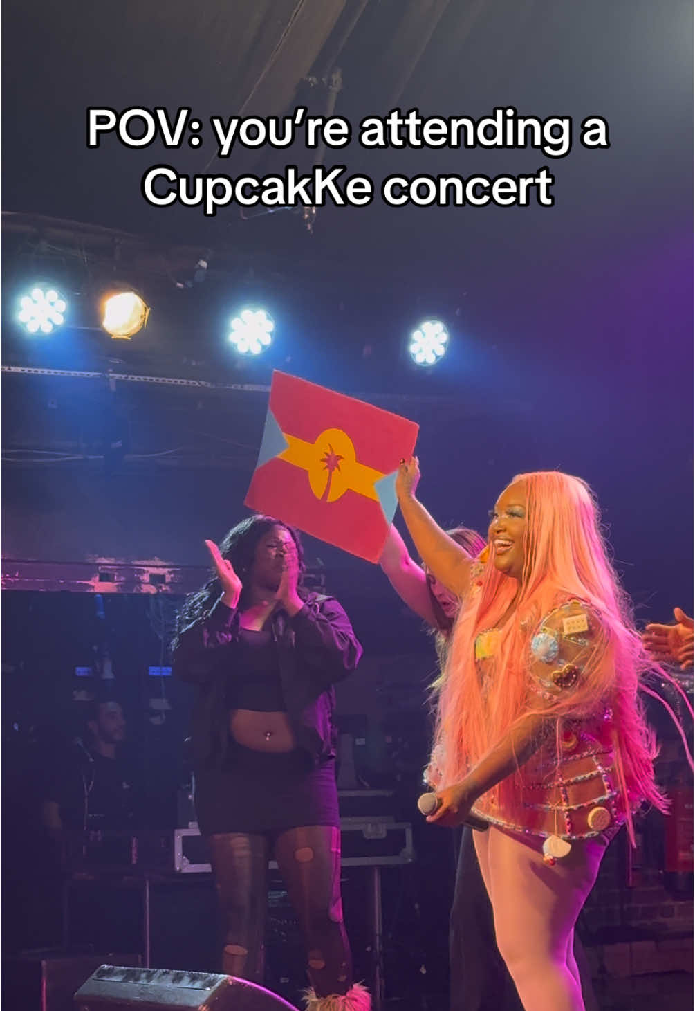 The community we built in that room 😩🫶🏻 core memory - thank u queen cupcakke #cupcakke #cupcakkeconcert #floptropica 