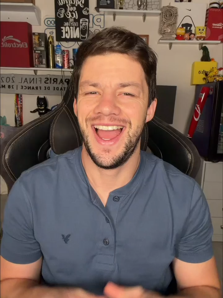 ¡No te vayas nunca, Vasco! 🤩 @romeothecaster 🤝 #másacciónmásdiversión🔥