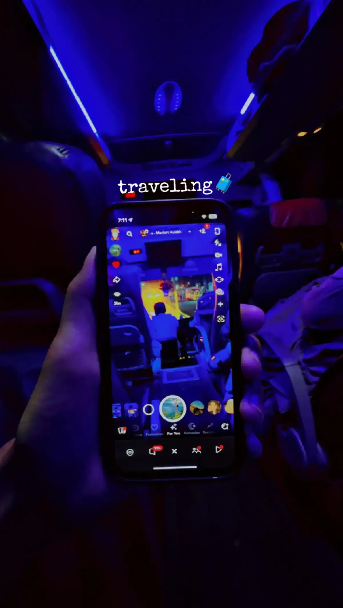 جڏھن به اوھان کي محسوس ٿئي ته اوھان کي صرف استعمال ڪيو ٿو وڃي دوستن جي ڪچهري ۾ اوھان جا لفظ بي معني بي مقصد سمجهڻ لڳن، اھڙي محفلن کان سٺو آھي ته انسان اڪيلو ٿي وڃي