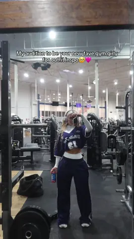 Just your new gym bestie sharing outfit inspo🥹👉🏻👈🏻  #gymootd #outfitinspo #outfitinspiration #gymoutfits #gymgirls 