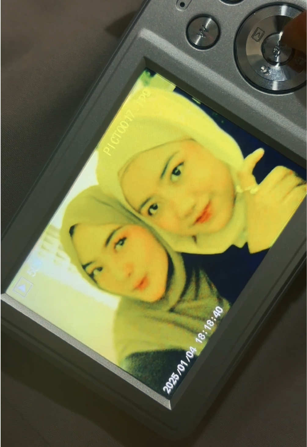 cuma 400k bisa selfie cantik pake kamera gemes ini📸💗😍 #eriiiikasd #kitbeez @KiTBEEZ MY Global 