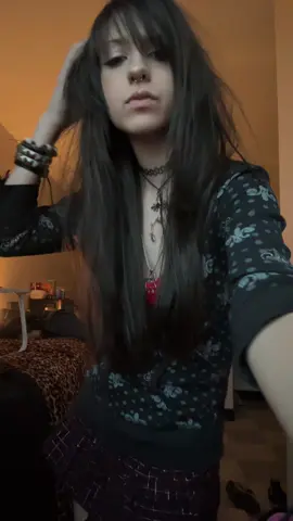 loved this outfit sooo much and got ramen with friends #OOTD #altfashion #alternative #emo #fyp 