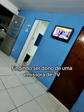 Fingindo Ser Dono de uma Emissora de TV, Meu Primeiro Dia Mandando em Uma TV.