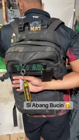 @miaalfaridina_  blom keluar kaos andalannya nyusul 🤭🤣#tni #fy #persitkartikachandrakirana #papuatiktok #bucin 