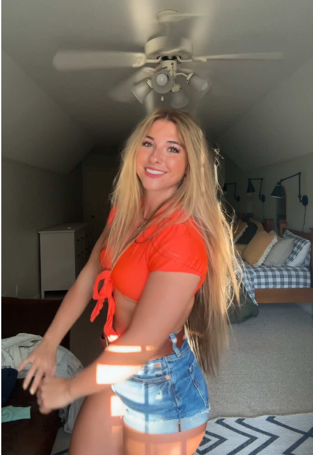 My room for the next few days #OOTD #fitcheck #fyp #gym #fall 