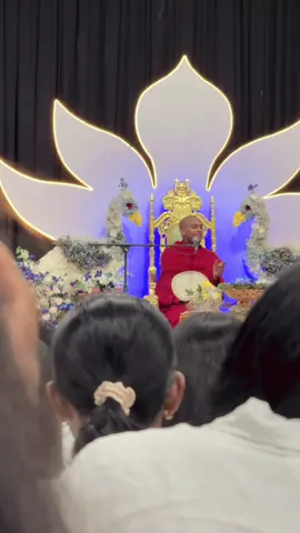 🌸🙏 ඔබ සිතන දෙය ඔබයි. ඔබ වන සියල්ල ඔබේ සිතුවිලි වලින් පැන නගී. ඔබේ සිතුවිලි වලින් ඔබ ඔබේ ලෝකය නිර්මාණය කරයි.