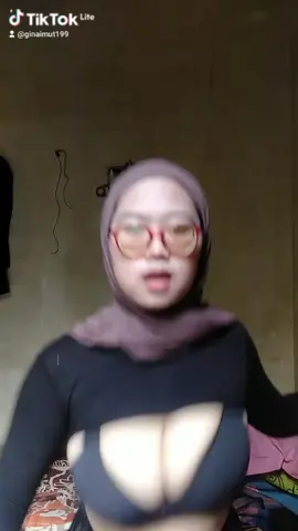 Empuk Dan Lembut 😁😁#jilbabcantik #foryoupage #ginaimut #lewatberanda #fyppppppppppppppppppppppp 