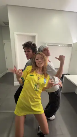 WHATS GOING ON SÃO PAULO ??!!?