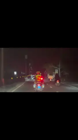 Sài Gòn xa hoa mẹ ơi 🥴😅#xahoi #jetjet #xuhuonggggggggggggggggg 