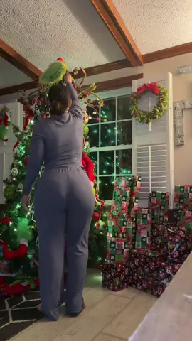 Another super cute 2pc lounge set from @TrendyQueen #trendyqueen #OOTD #loungeset #perfectgift #supersoft 